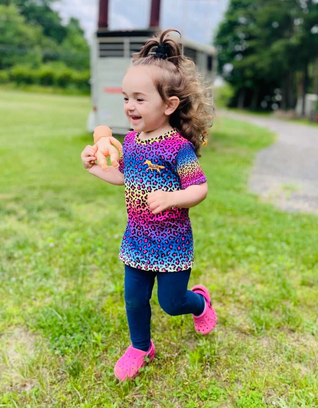 2T-7 Girl's Rainbow Cheetah Sun Shirt